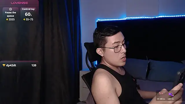 andrewmhilton_のウェブカメラショー