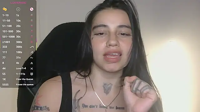 Chat XXX en directo de val_bardot