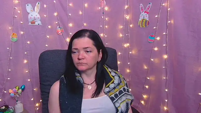 LauraFinn – Naživo XXX chat