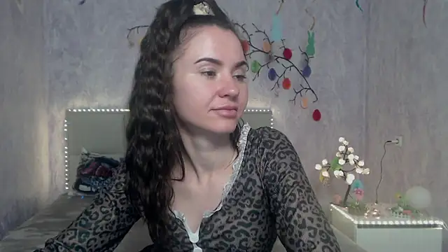 KaraCriegsのライブXXXチャット