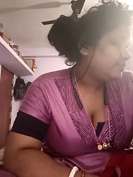 Deborbhavi222 élő XXX-chatje