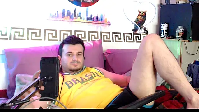 iuligruia69 Live XXX Chat