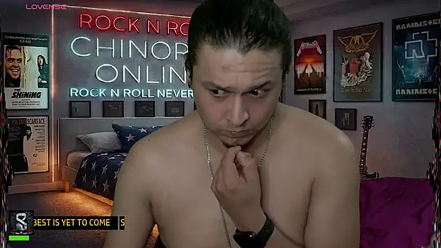 chino_roz Show in webcam