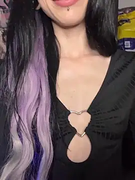 MissMidnightUK Webcamshow