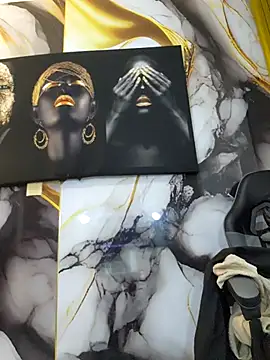 Chatroom XXX en direct de LizzRouse