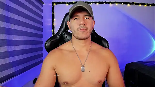 ransoj Chat XXX live