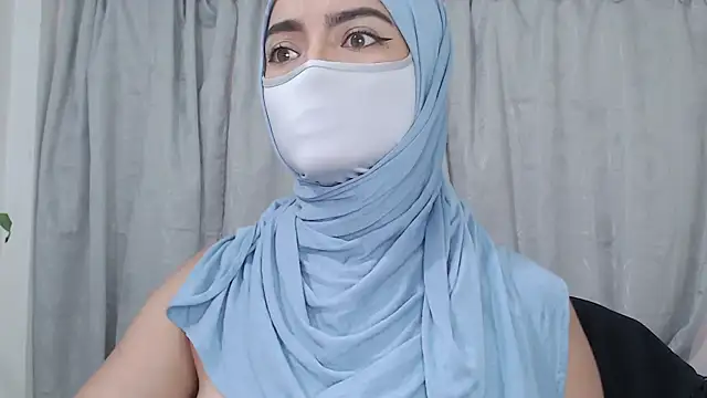 jade_nassar Show in webcam