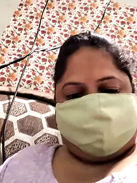 Hot_indian_Milf Chat XXX live