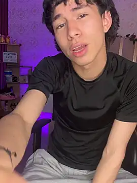 Živý XXX chat kaelwolf_tay