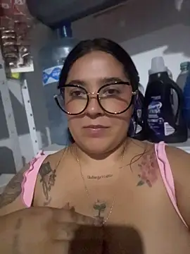 Chat +18 de Julissaaaa ao vivo