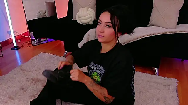 EmmyEvans1 élő XXX-chatje