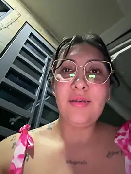 You-kitty2025's Webcam Show