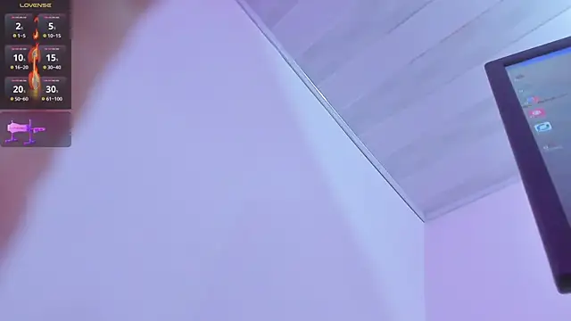 عرض كام Nayla-Mouna