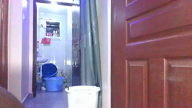 Huge_Bootybae: онлайн-секс-чат