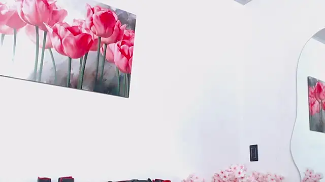 pinky_f00x Adlı Modelin Canlı XXX Sohbeti