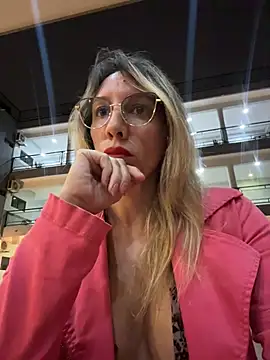 Gatitacarlita élő XXX-chatje