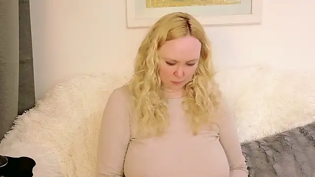 Sarah4you Live XXX Chat