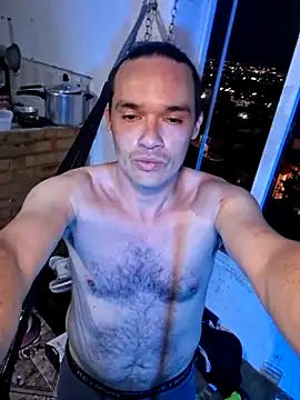 old_soul_and_young_spirit Show in webcam