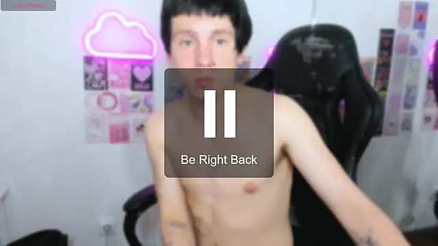 Chat XXX en directo de CutieKai_