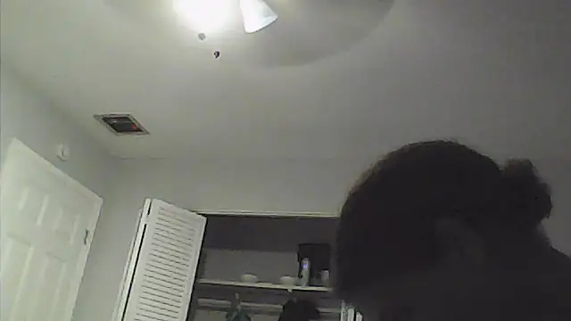 sarahkat86 live XXX chat