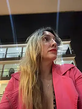 Gatitacarlita élő XXX-chatje