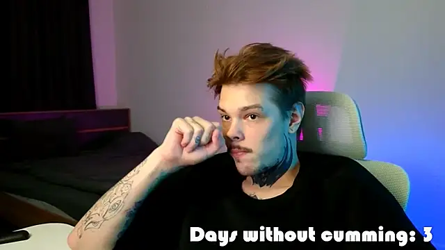 DENIS_HERE élő XXX-chatje