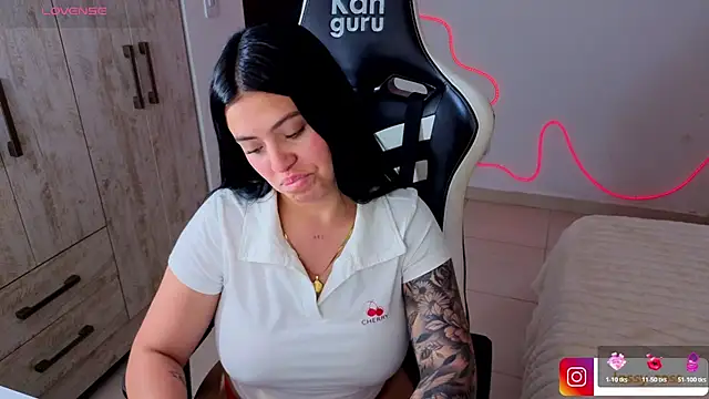 Chat +18 de Victoryyy_ ao vivo