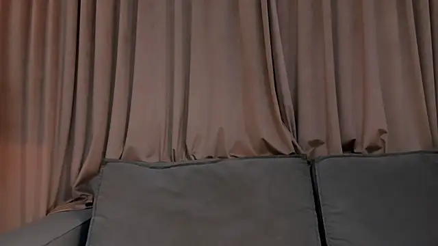 ElviaLopresti's Live XXX Chat