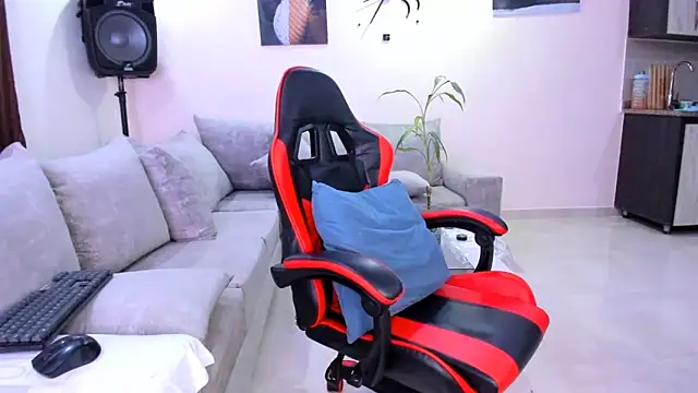 ashleyxlove1's Live XXX Chat