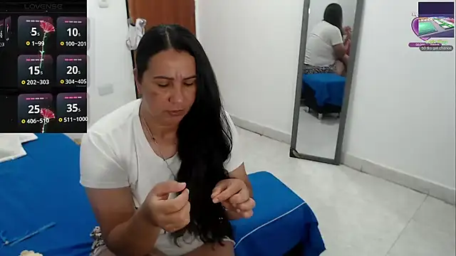 LAURA_Foxht's Live XXX Chat