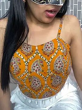 escape_with_me Adlı Modelin Canlı XXX Sohbeti