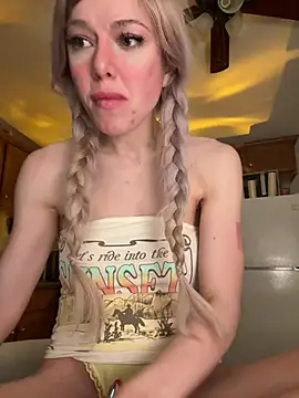 propertyofdaddy Adlı Modelin Canlı XXX Sohbeti