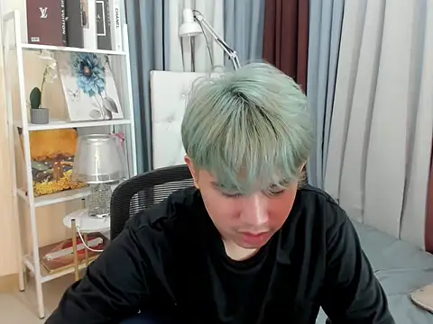 davincihugecock's Live XXX Chat