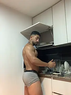 Ezzio_Scolaro 网络视讯表演