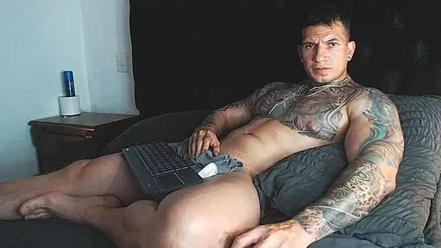 Shane_Clayn Webbikameraesitys