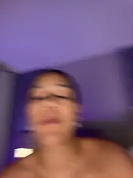 แชท XXX สดของ MiilaBlake