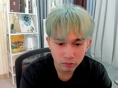 davincihugecock 即時 XXX 聊天