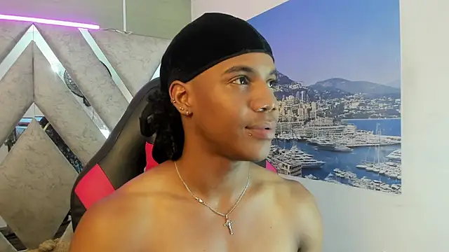 Show modela axel_silva4 na web-kameri