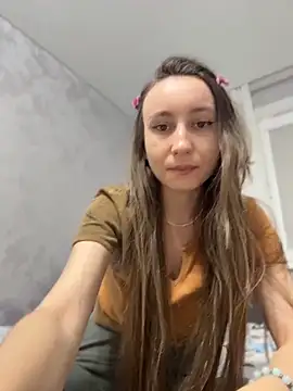 viviandaimond1 Adlı Modelin Canlı XXX Sohbeti