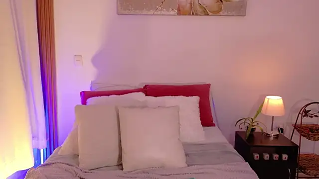 ChloeMoretiのライブXXXチャット