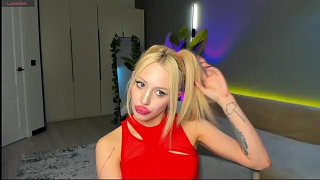 Luna_Beverly Obrolan Langsung XXX