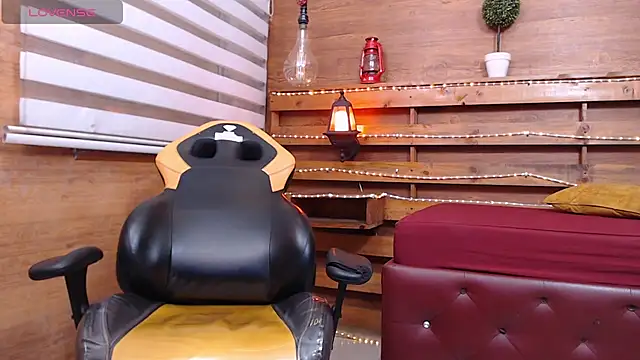 zoe_mature36 webcam show