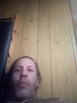 Pokazy przed kamerką – AceticPinscher