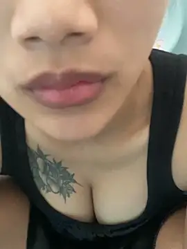 -Nuna- – Live XXX-chat