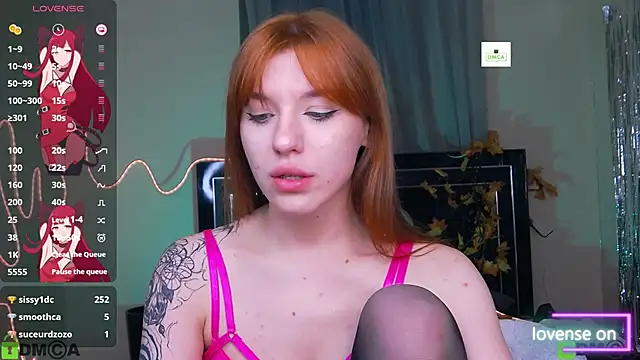 Chatroom XXX en direct de MeganNewCat