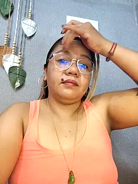 ambersmileのライブXXXチャット