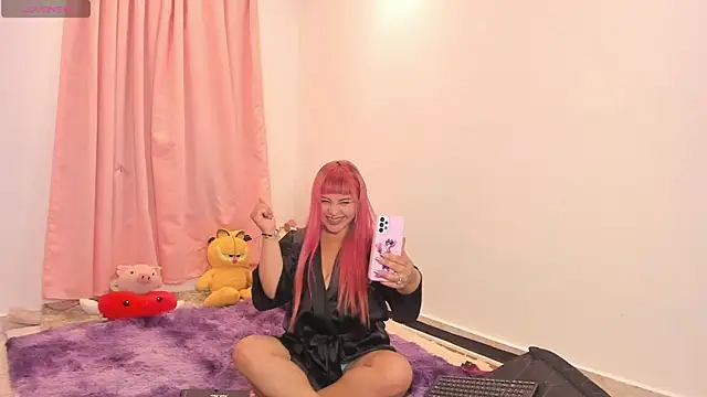 SophieRossi's Live XXX Chat