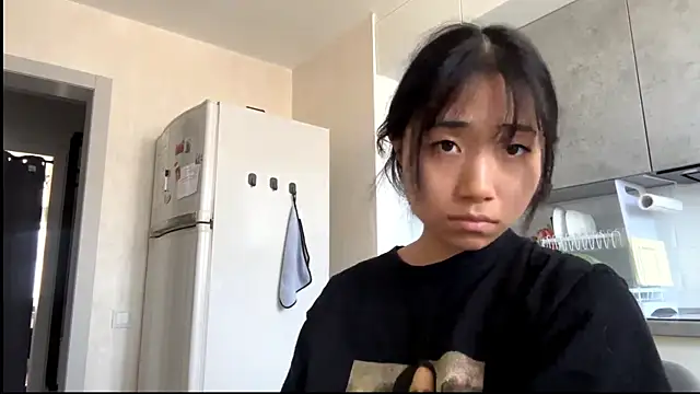 SweetMiaXO 现场XXX聊天