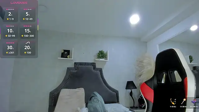 Онлайн чат XXX EmiliaRose_