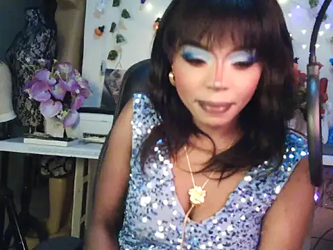 Anaconda2350 Chat XXX live